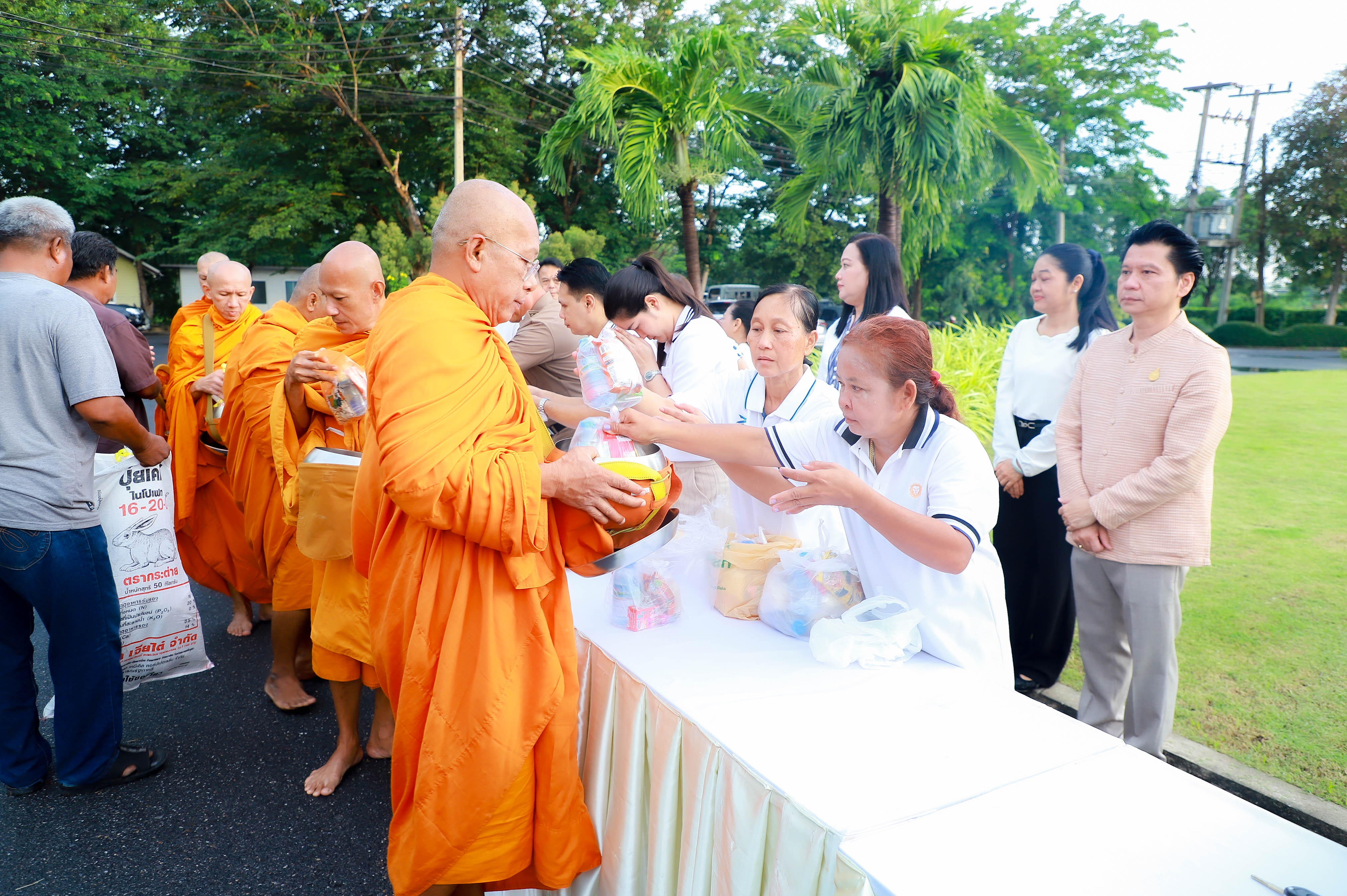 title - ส.ป.ก. จัดพิธีทำบุญประจำปีงบประมาณ พ.ศ. 2570 พร้อมตรวจเยี่ยมความพร้อมศูนย์การเรียนรู้ฯ